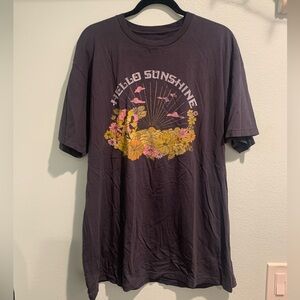 NWOT “Hello Sunshine” Graphic Tee